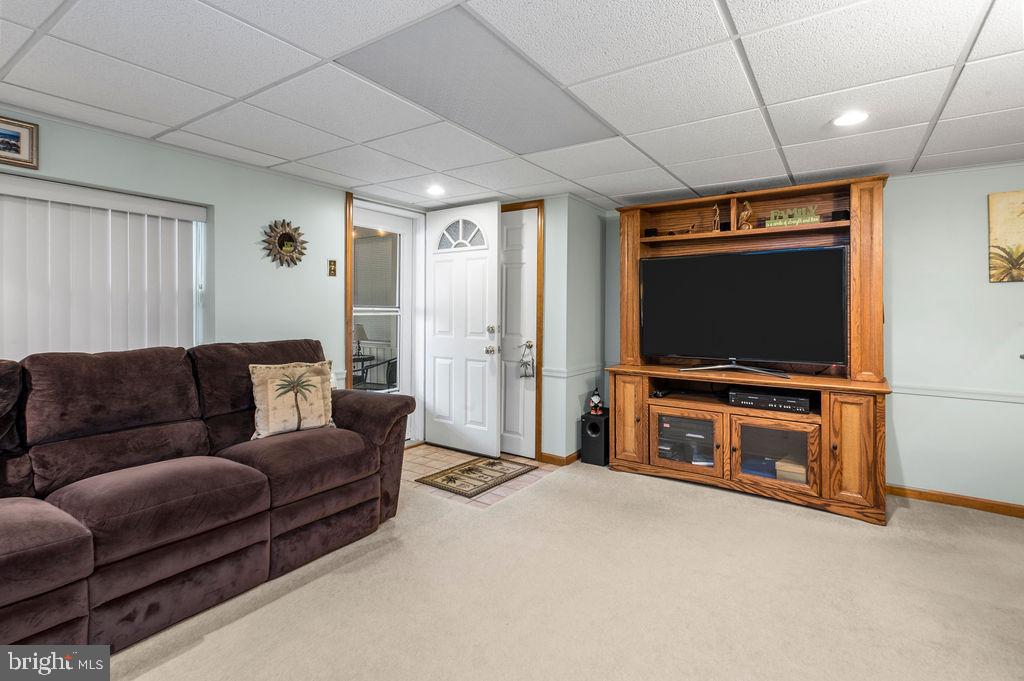 3595 Oakhill Road Philadelphia, PA 19154 - Photo 21 of 26