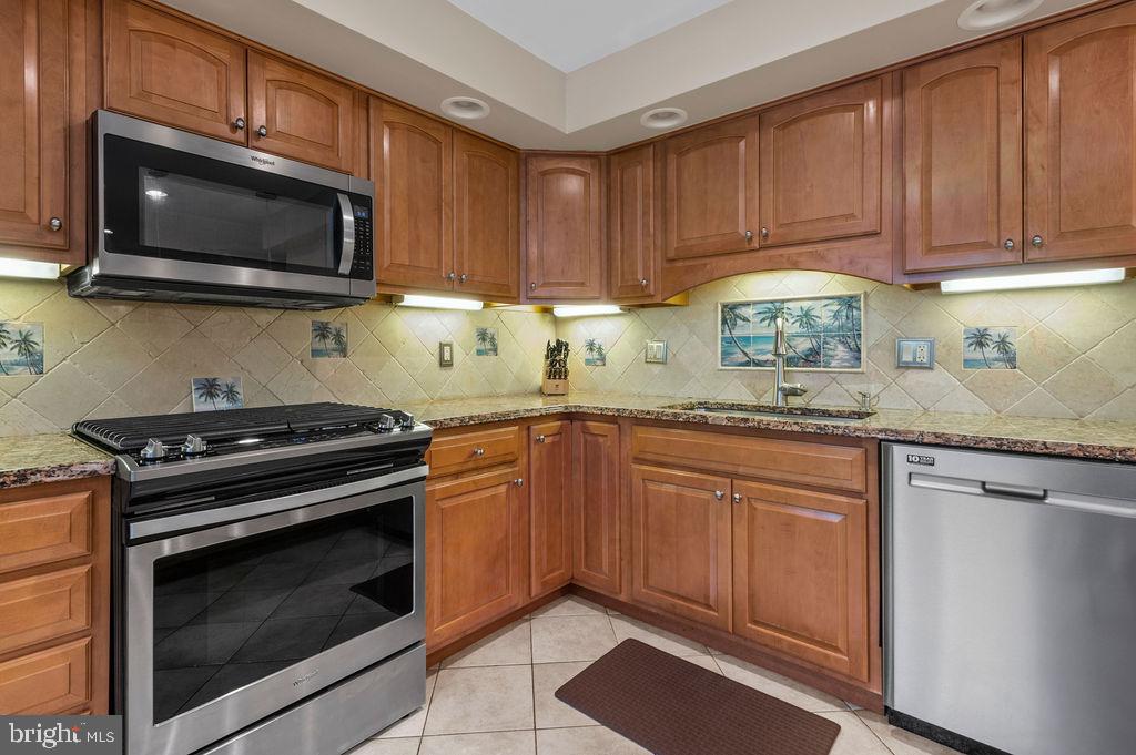 3595 Oakhill Road Philadelphia, PA 19154 - Photo 9 of 26