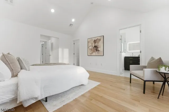 $675,000 | 914 Bower Street, Linden, NJ 07036