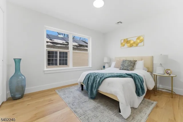 $675,000 | 914 Bower Street, Linden, NJ 07036