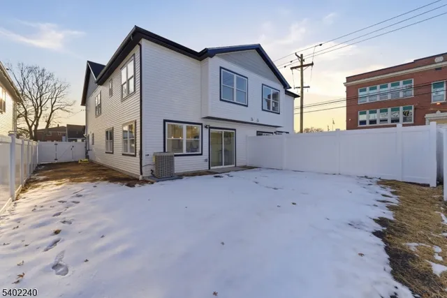 $675,000 | 914 Bower Street, Linden, NJ 07036