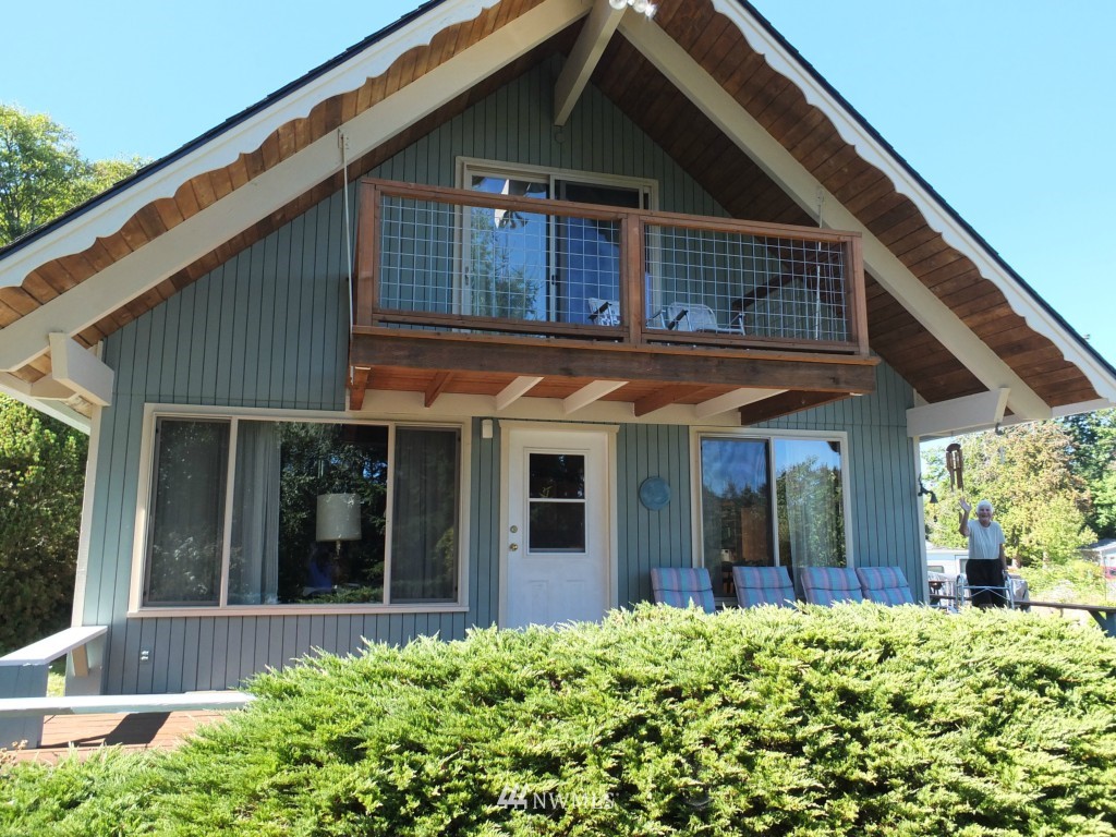 8115 Kispiox Road Blaine, WA 98230 - Photo 1 of 24 Gallery Image 1