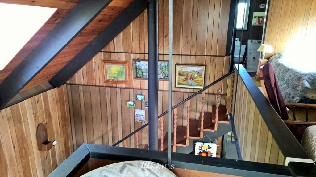 8115 Kispiox Road Blaine, WA 98230 - Photo 14 of 24 Gallery Image 14