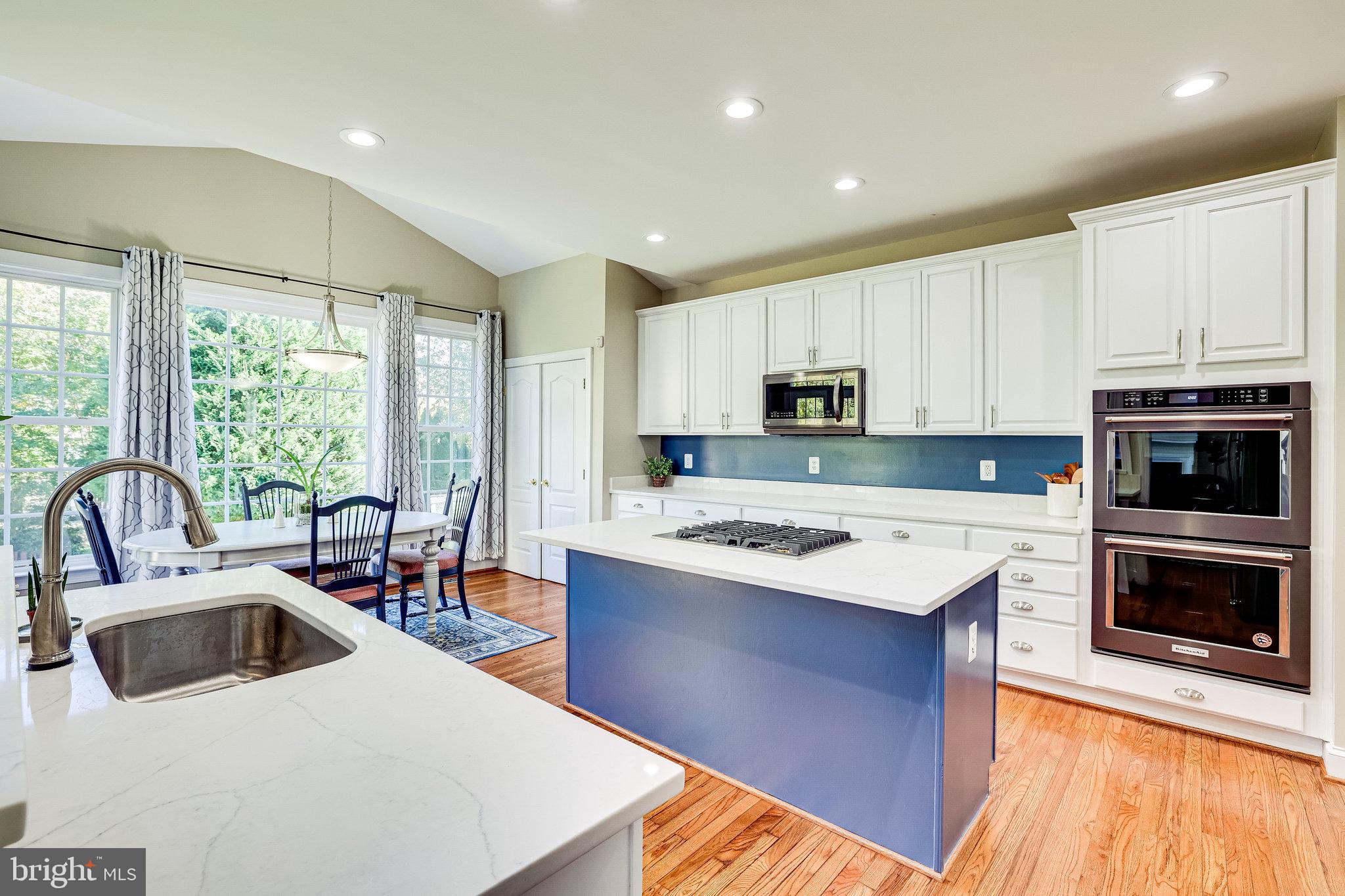 43645 Riverpoint Drive Leesburg, VA 20176 - Photo 27 of 88 Beautiful Quartz Counters