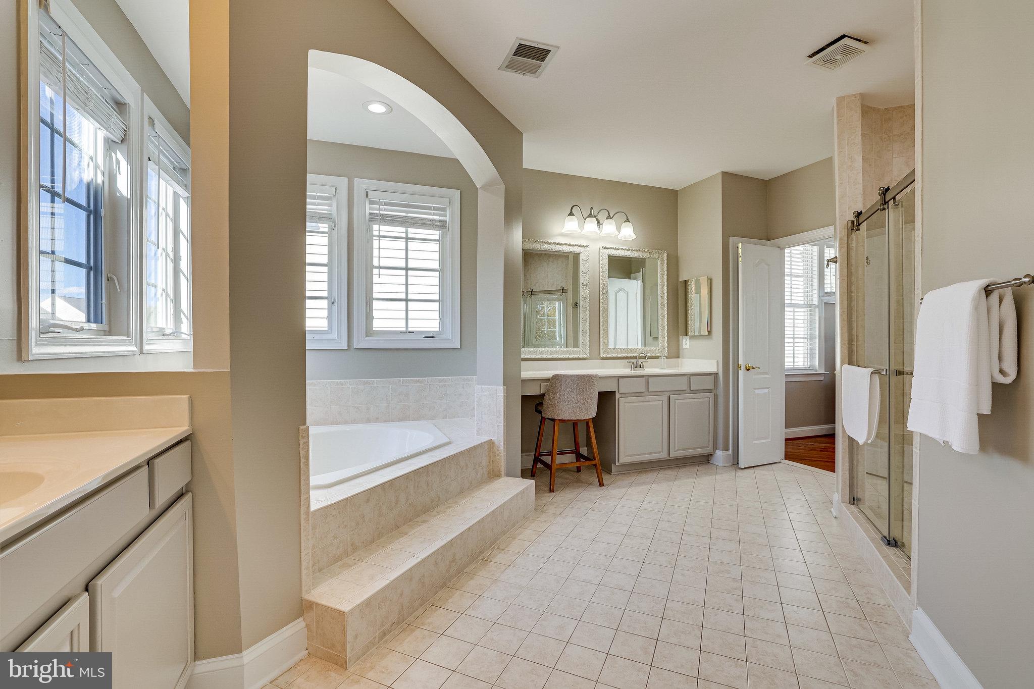 43645 Riverpoint Drive Leesburg, VA 20176 - Photo 68 of 88 New faucets