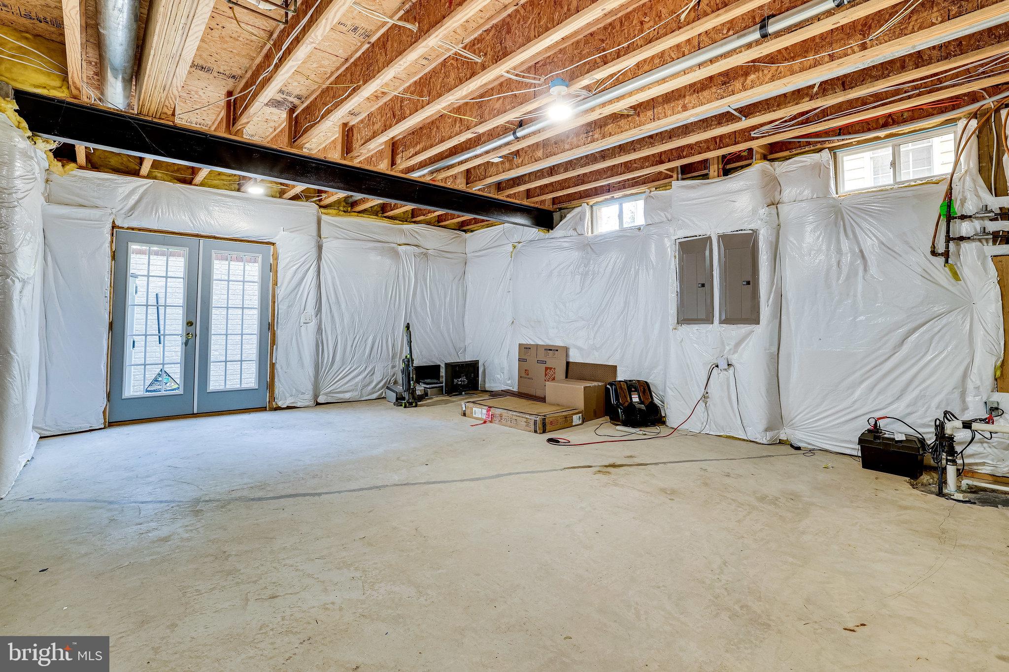 43645 Riverpoint Drive Leesburg, VA 20176 - Photo 81 of 88 Basement with Areaway