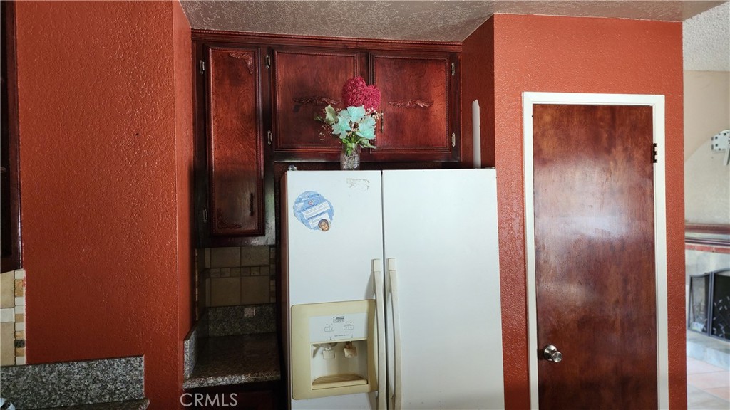 18133 10th Street Bloomington, CA 92316 - Photo 6 of 15 a view of elevator