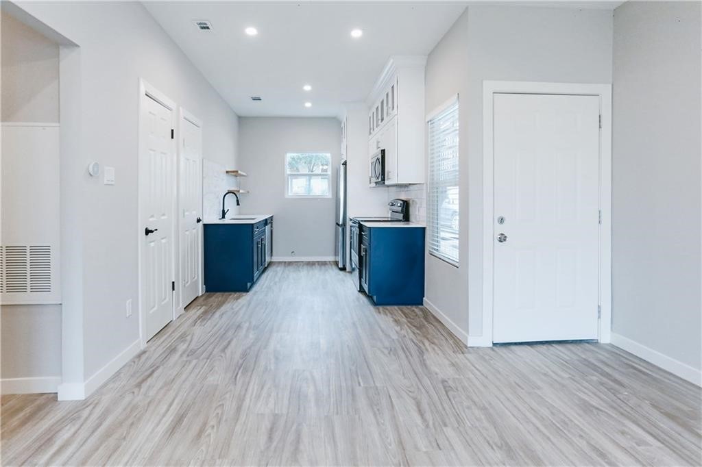 9504 Menchaca Road, Unit B Austin, TX 78748 - Photo 3 of 35