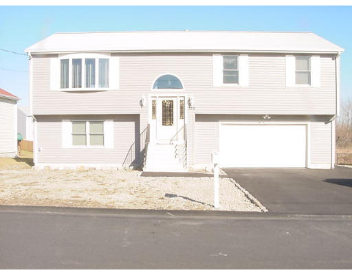 224 McMahon Street Fall River, MA 02721 - Photo 1 of 1 Gallery Image 1
