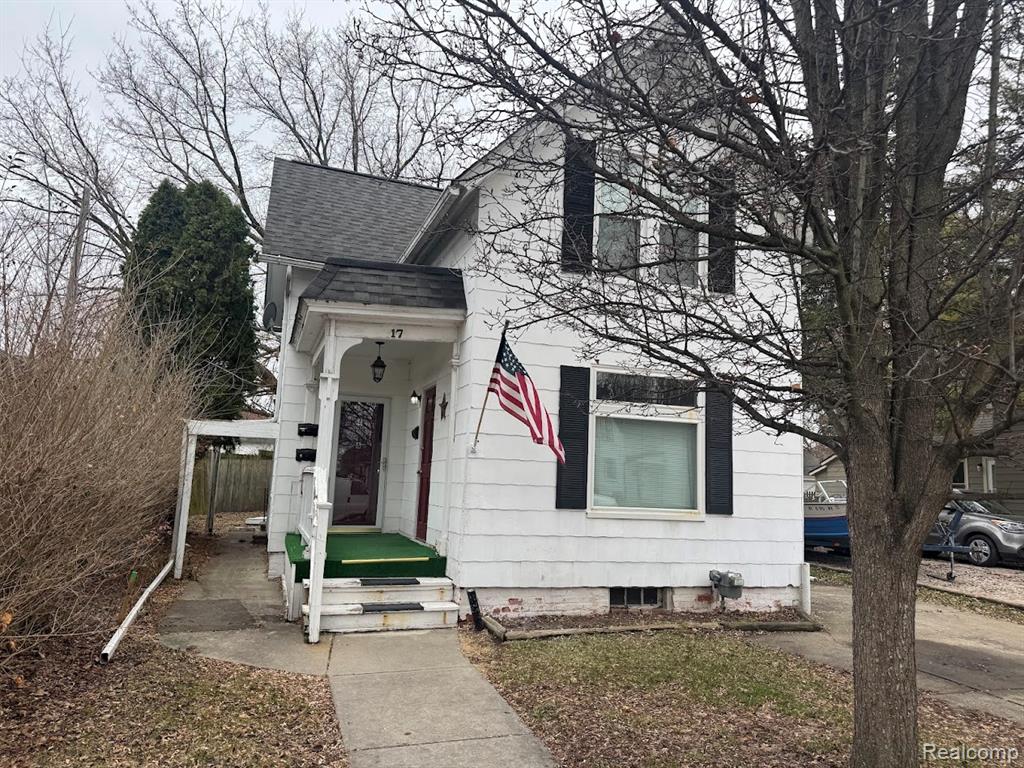17 Stapleton Street Mount Clemens, MI 48043 - Photo 1 of 19