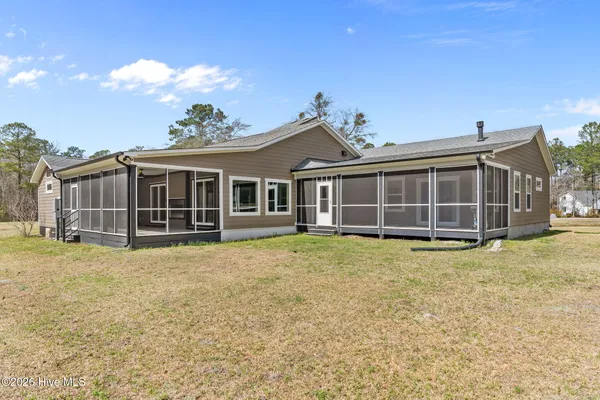 $899,000 | 7054 Healy Haven Lane Northeast, Leland, NC 28451