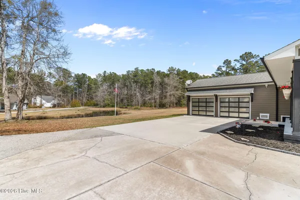 $899,000 | 7054 Healy Haven Lane Northeast, Leland, NC 28451