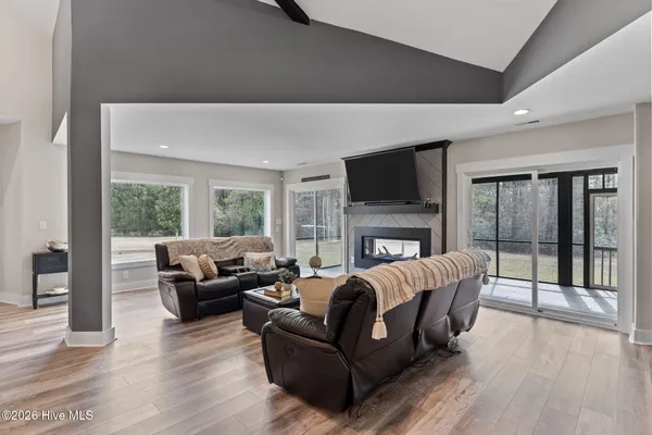 $865,000 | 7054 Healy Haven Lane Northeast, Leland, NC 28451