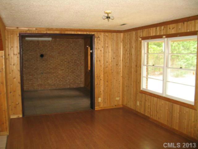 1033 Bethlehem Church Road Grover, NC 28073 - Photo 5 of 16