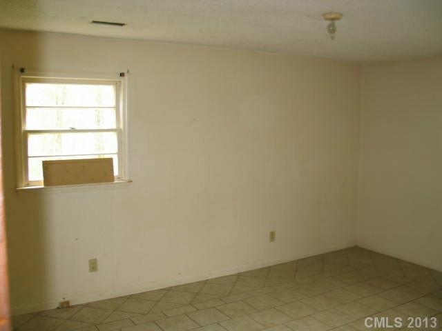 1033 Bethlehem Church Road Grover, NC 28073 - Photo 10 of 16