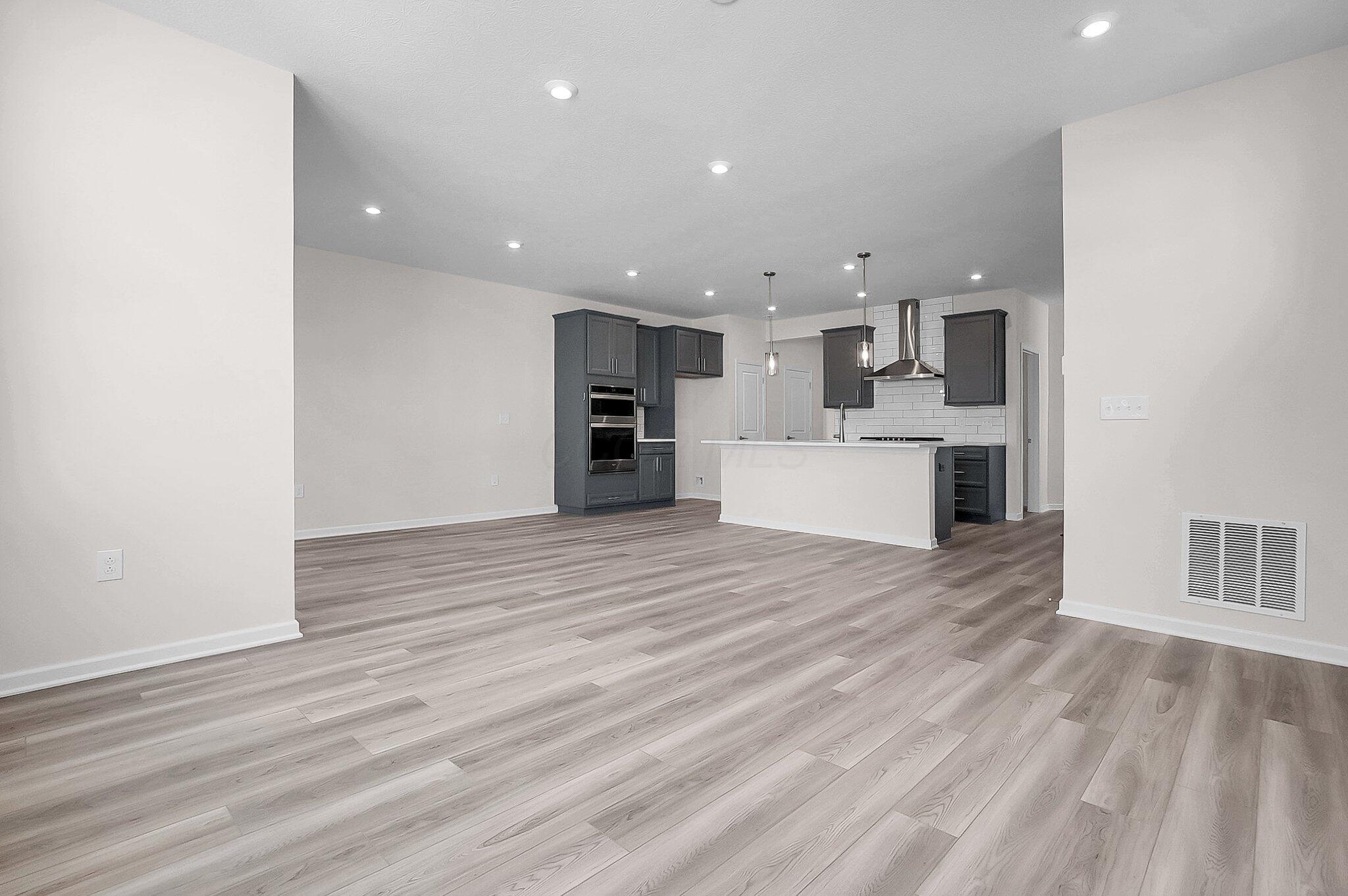 6582 Wheatly Road, Unit 601 New Albany, OH 43054 - Photo 33 of 33 open concept floor plan