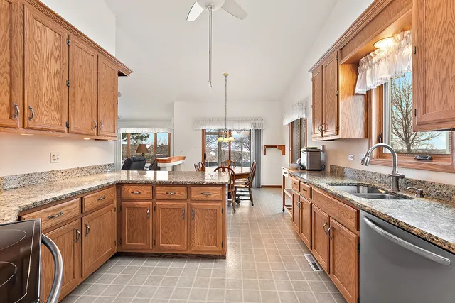 $439,000 | 16300 Chickadee Circle, Orland Park, IL 60467