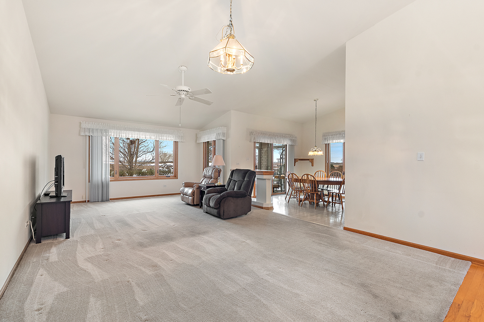 16300 Chickadee Circle Orland Park, IL 60467 - Photo 5 of 35