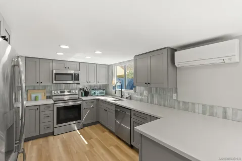 $659,999 | 4790 70th Street, Unit 6, La Mesa, CA 91942