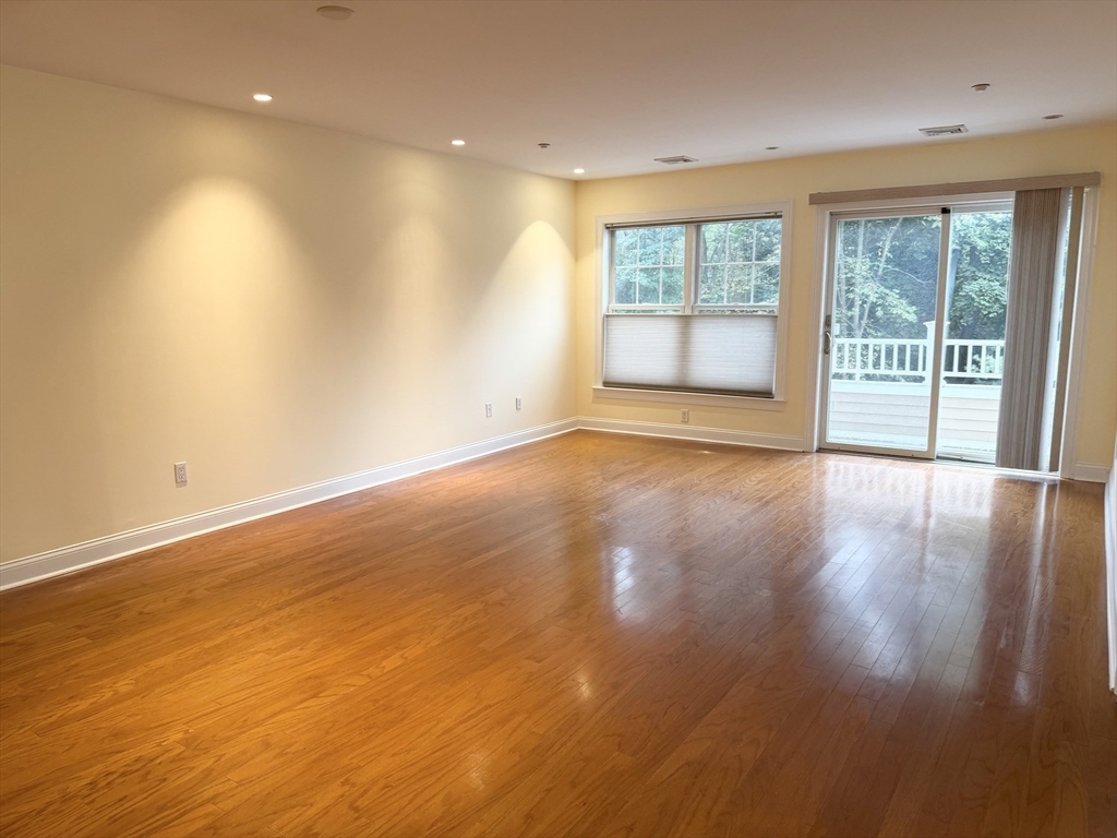 11 Cheriton Road, Unit 107 Boston, MA 02132 - Photo 11 of 26