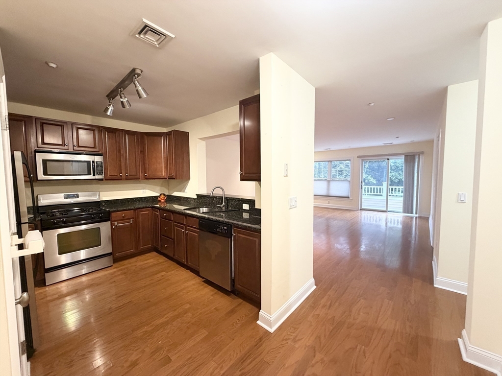 11 Cheriton Road, Unit 107 Boston, MA 02132 - Photo 6 of 26