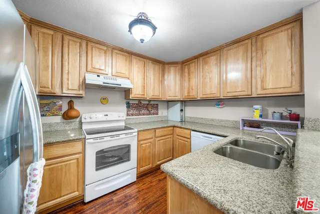 $357,700 | 11410 Dolan Avenue, Unit 341, Downey, CA 90241