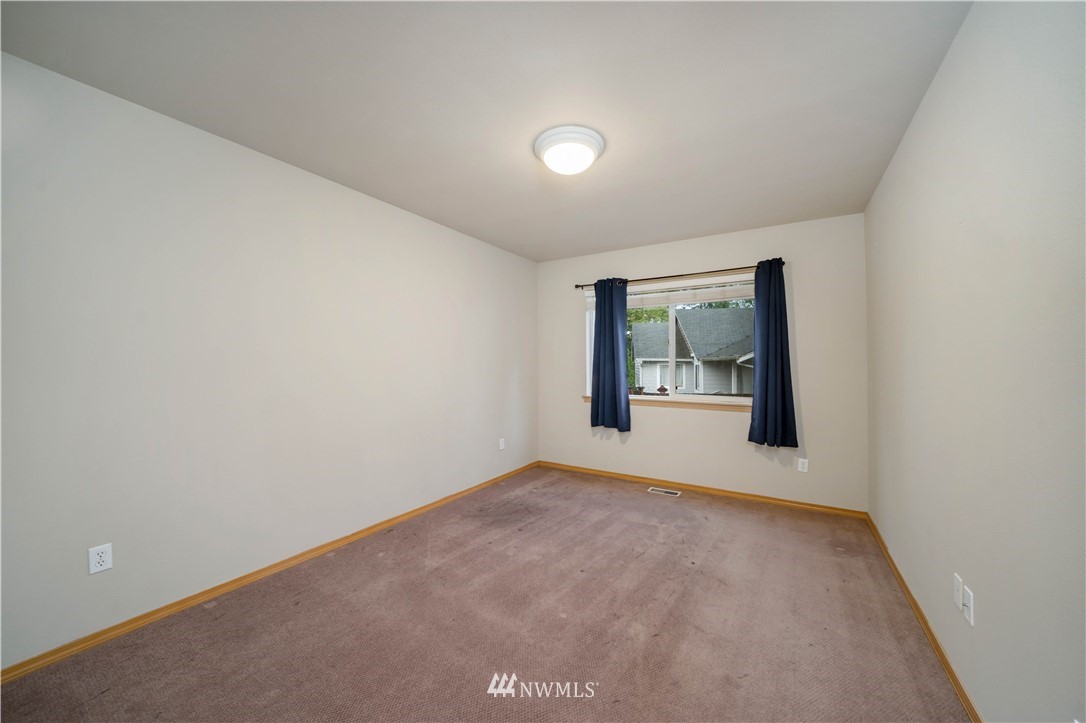 18012 67th Street East Sumner, WA 98391 - Photo 17 of 27