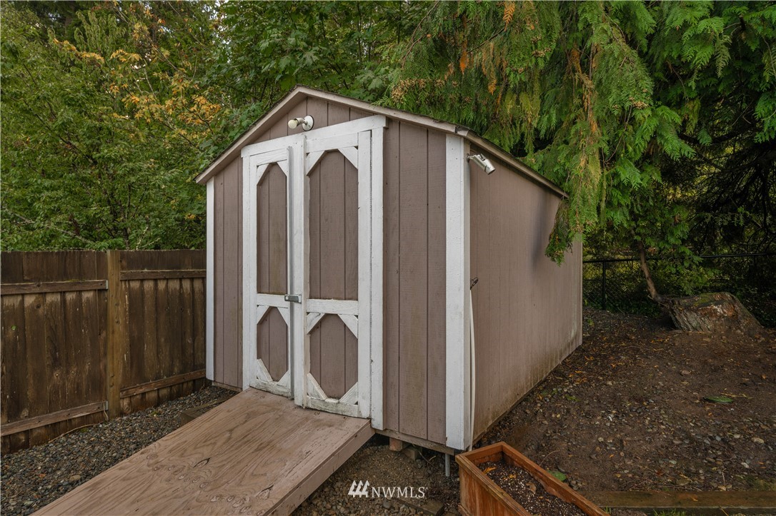18012 67th Street East Sumner, WA 98391 - Photo 24 of 27