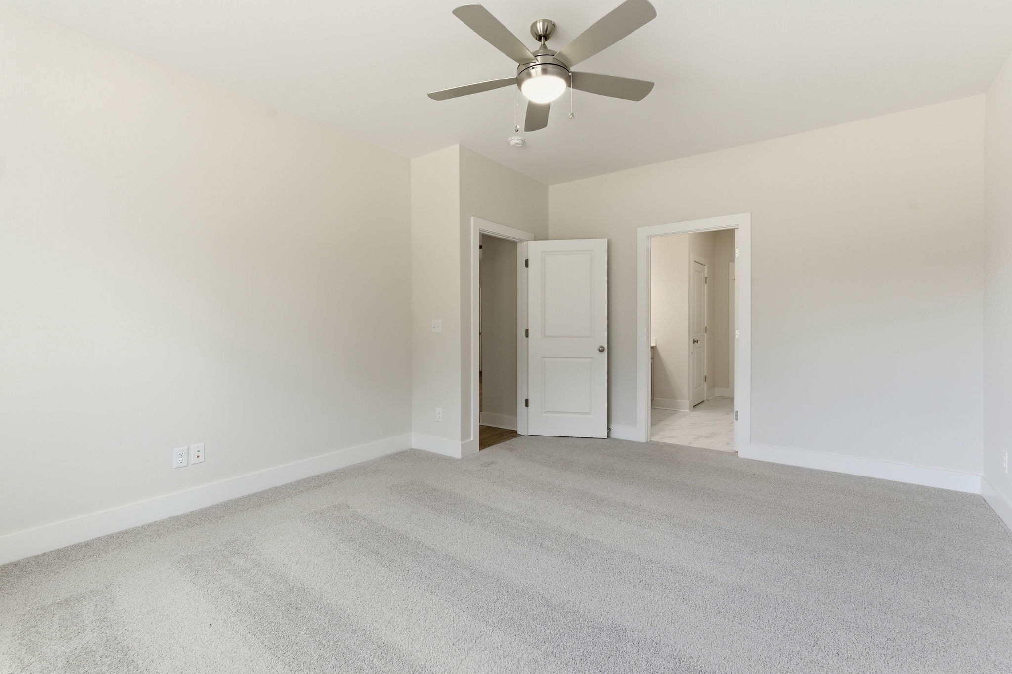 1429 Charles Drive Chapel Hill, TN 37034 - Photo 17 of 24 a view of an empty room