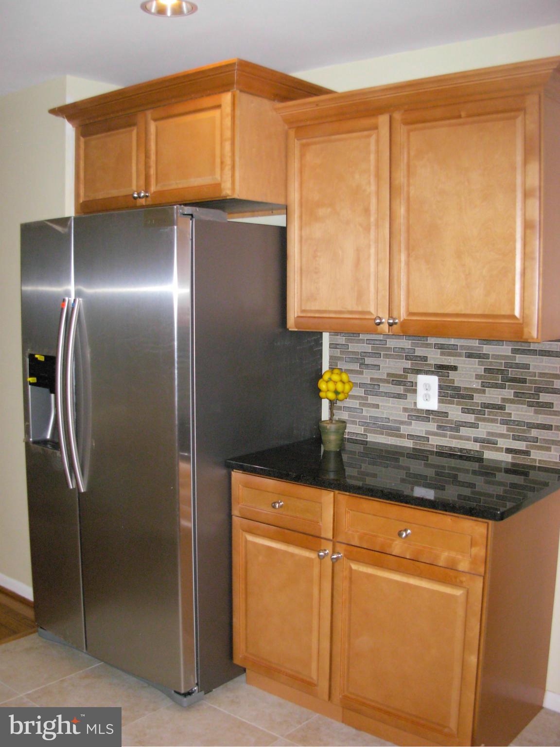 6230 Greeley Boulevard Springfield, VA 22152 - Photo 4 of 30 Kitchen