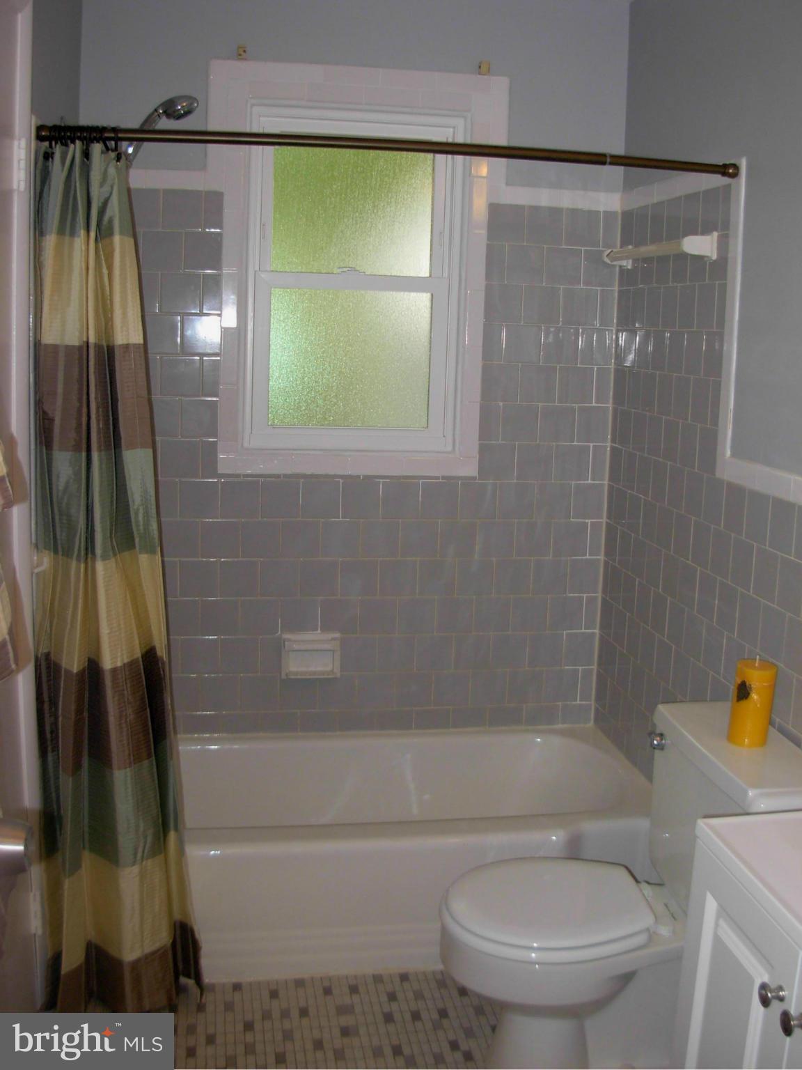 6230 Greeley Boulevard Springfield, VA 22152 - Photo 9 of 30 Bath (Master)