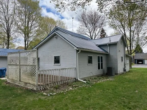 $234,900 | 419 Sherman Avenue, Lakeview, MI 48850