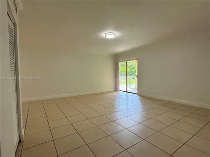 $2,250 | 2536 Van Buren Street, Unit 5A, Hollywood, FL 33020