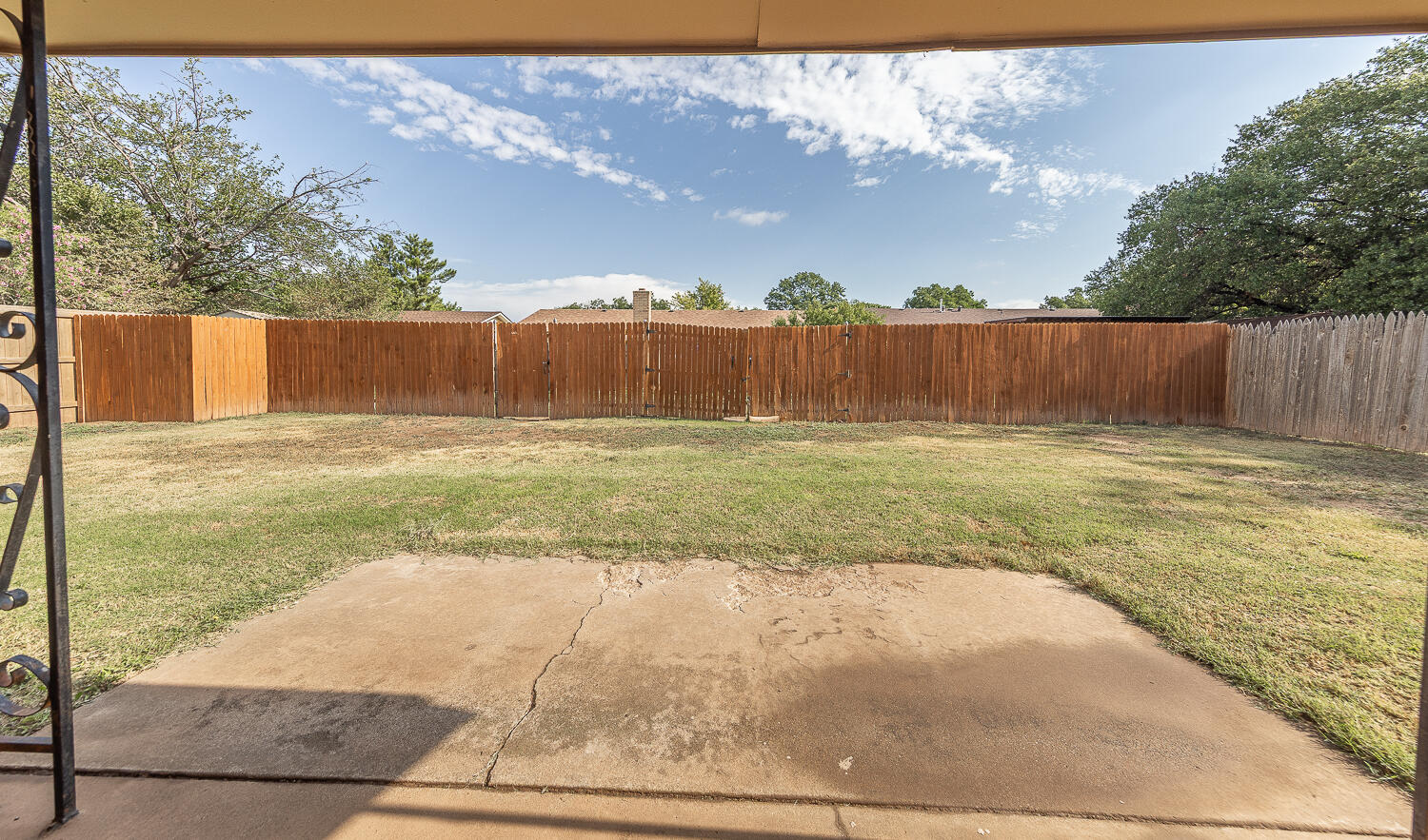 4828 73rd Street Lubbock, TX 79424 - Photo 19 of 23 a view of a back yard