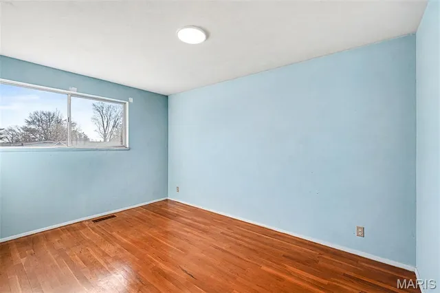 $125,000 | 10515 Alliance Drive, Dellwood, MO 63136