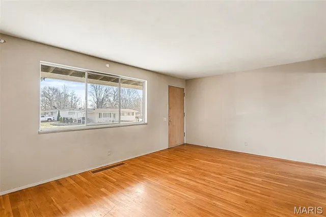 $123,000 | 10515 Alliance Drive, Dellwood, MO 63136