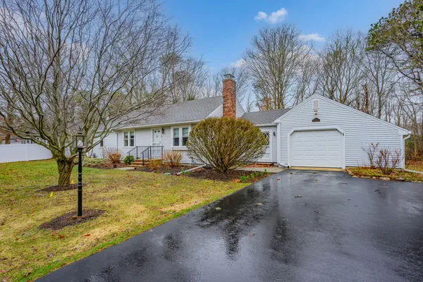 $639,500 | 5 Duchess Drive, Sandwich, MA 02563