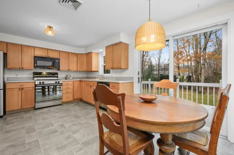 $639,500 | 5 Duchess Drive, Sandwich, MA 02563