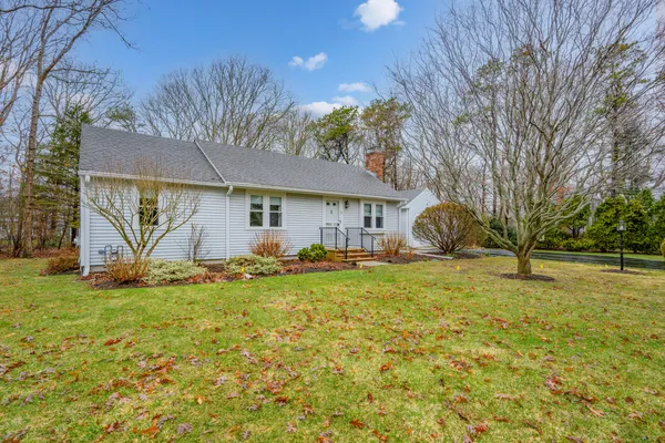 $639,500 | 5 Duchess Drive, Sandwich, MA 02563