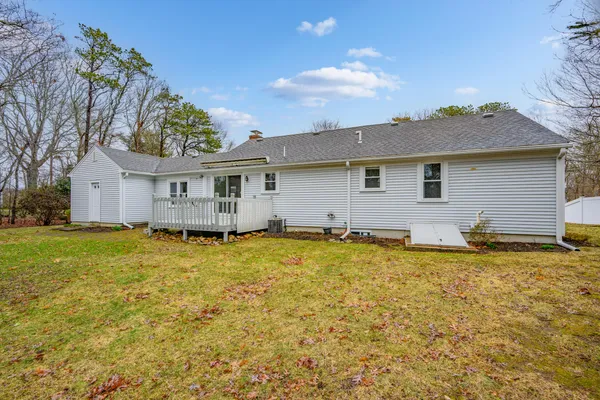 $639,500 | 5 Duchess Drive, Sandwich, MA 02563