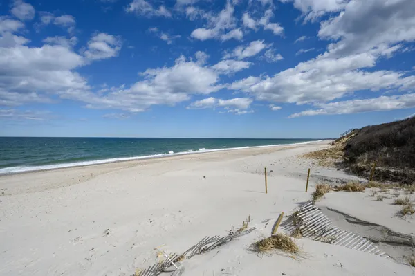 $639,500 | 5 Duchess Drive, Sandwich, MA 02563