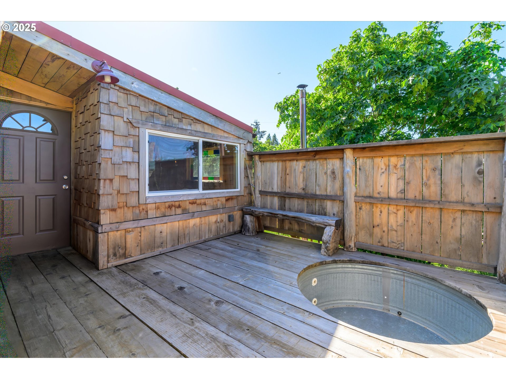 1172 Old Town Loop Road Oakland, OR 97462 - Photo 15 of 48 Hot Tub