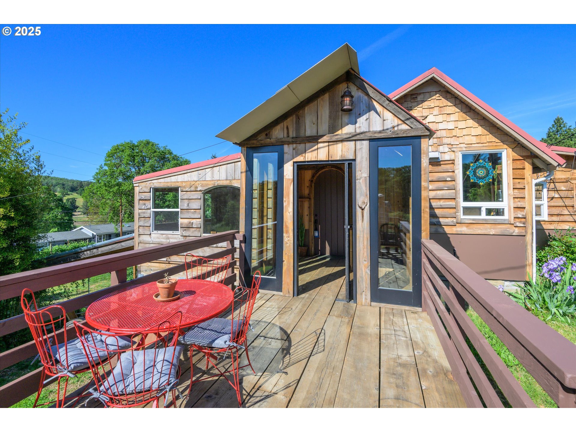 1172 Old Town Loop Road Oakland, OR 97462 - Photo 4 of 48 Deck