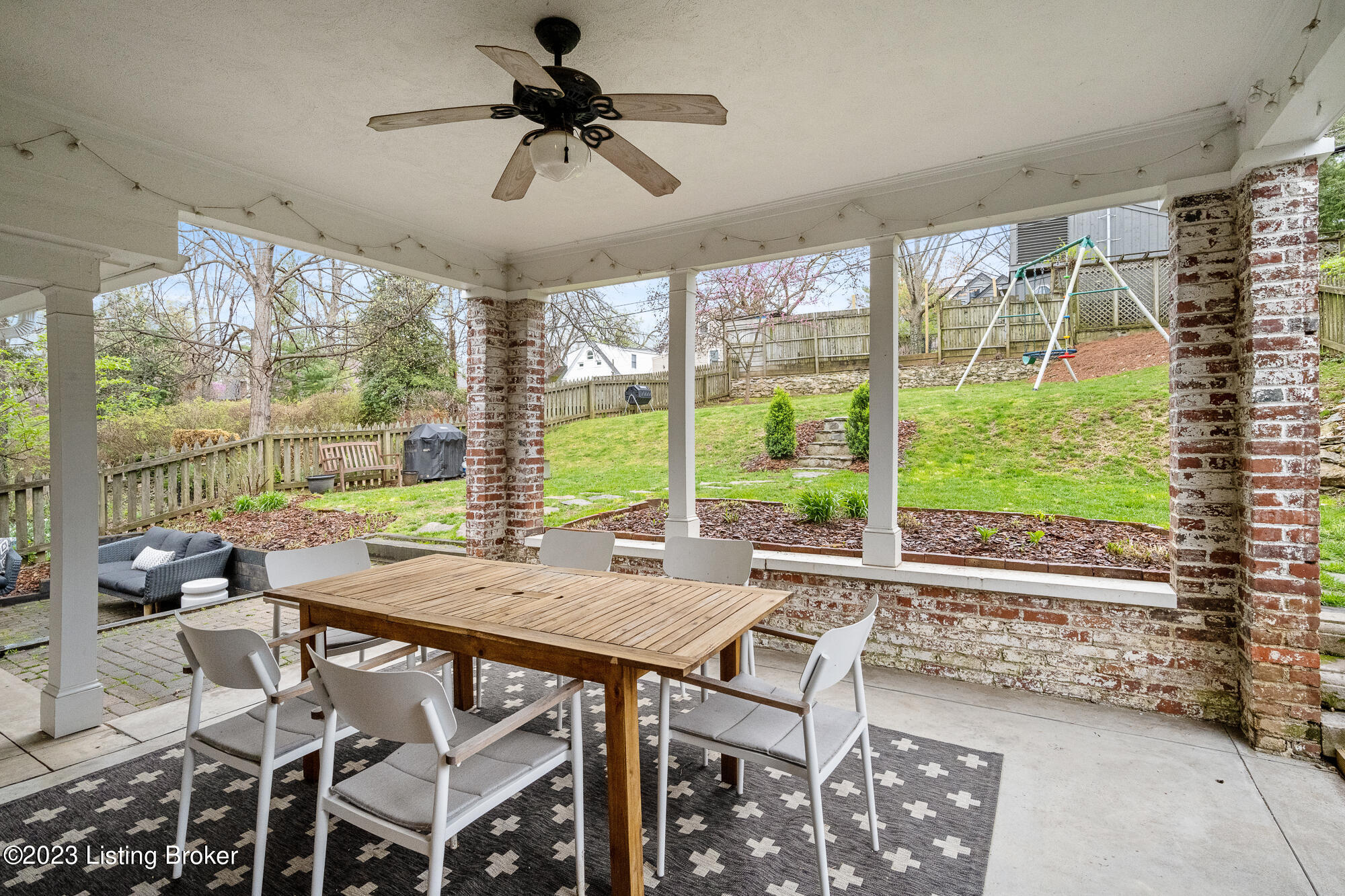 1820 Gresham Road Louisville, KY 40205 - Photo 37 of 46 1820 Gresham Rd-39