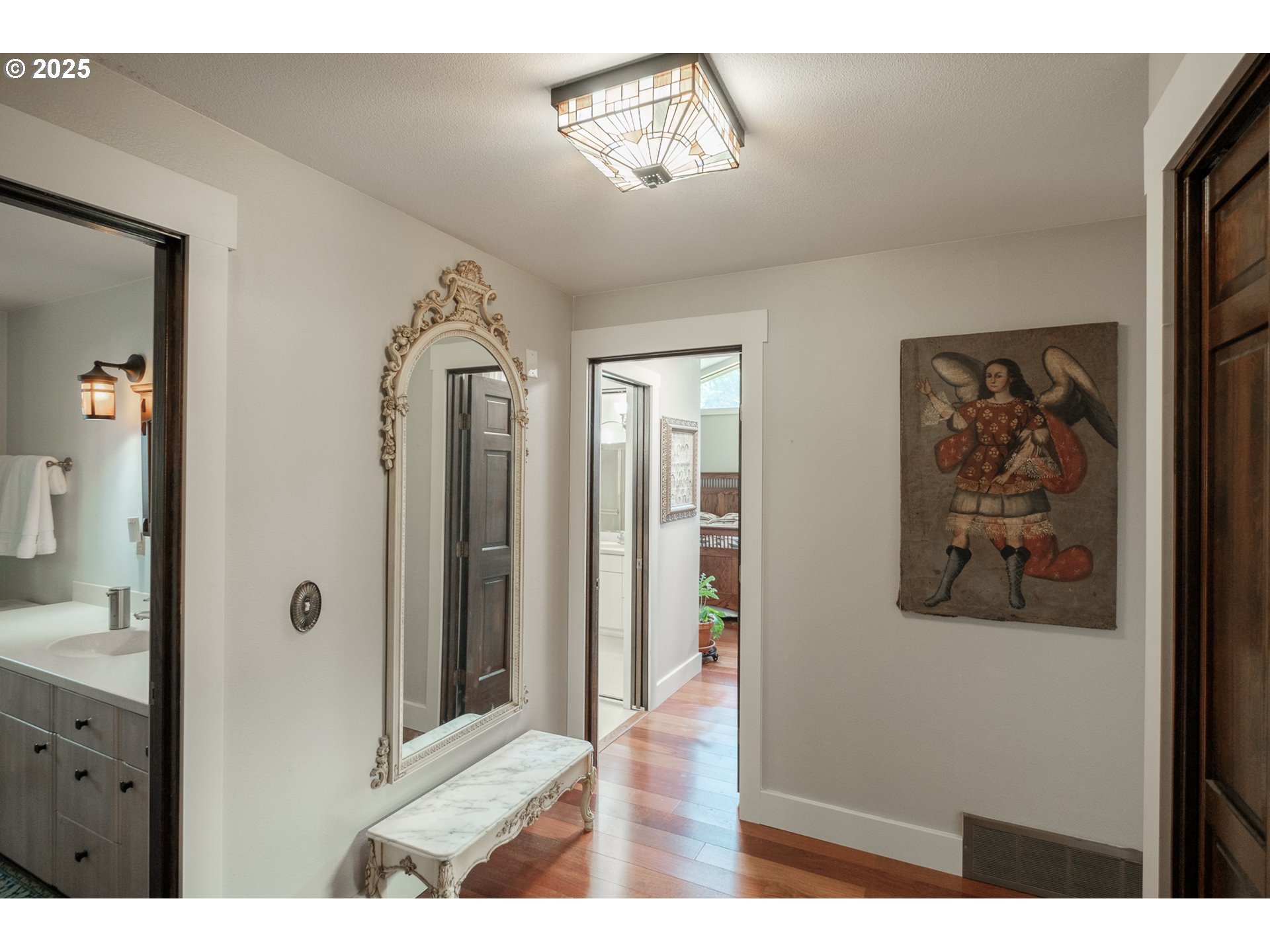 2941 Inland Drive South Salem, OR 97302 - Photo 17 of 40 Hallway