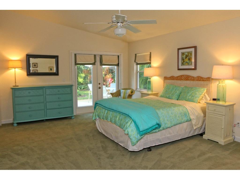 605 Holly Road Vero Beach, FL 32963 - Photo 14 of 36 Gallery Image 14
