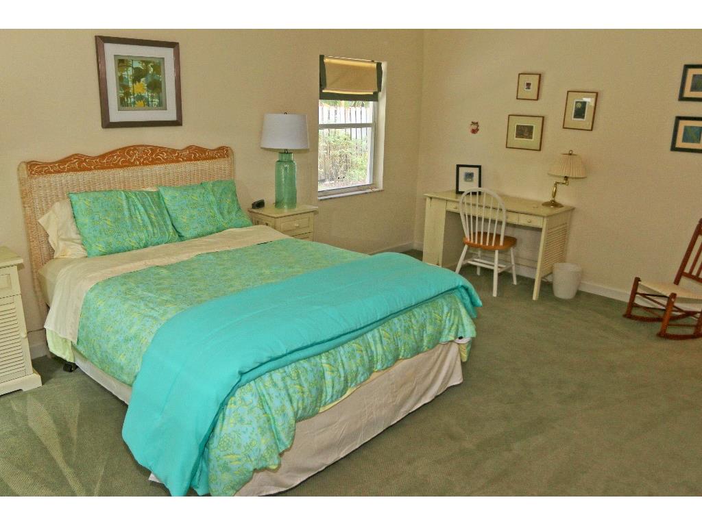 605 Holly Road Vero Beach, FL 32963 - Photo 15 of 36 Gallery Image 15