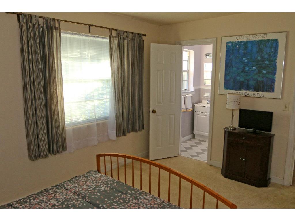 605 Holly Road Vero Beach, FL 32963 - Photo 19 of 36 Gallery Image 19