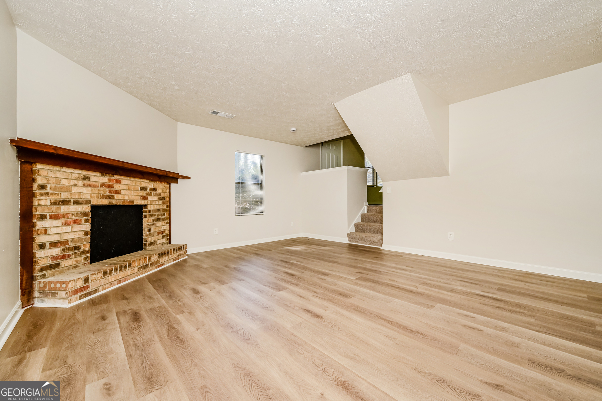 4276 Old Lake Drive Decatur, GA 30034 - Photo 7 of 17