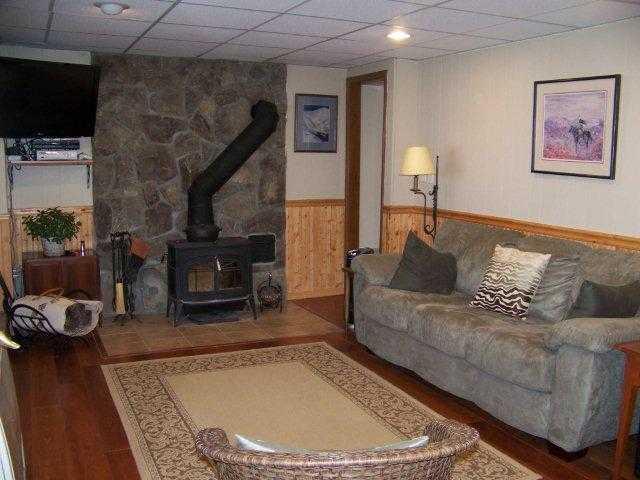 31 Trickey Pond Road Naples, ME 04055 - Photo 18 of 24 Den/Family/Great Room.